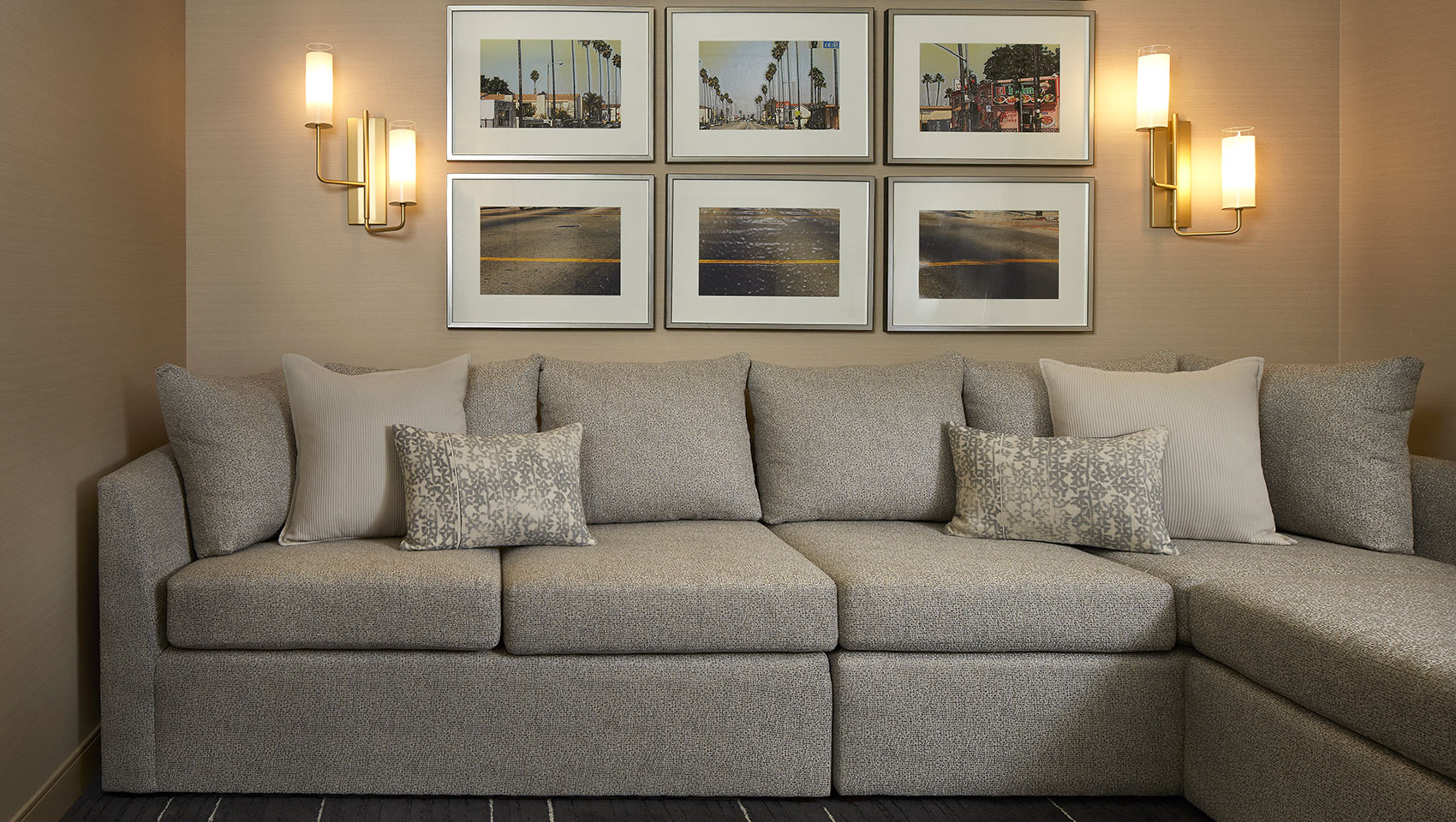 1 King Suite Spa Living Area